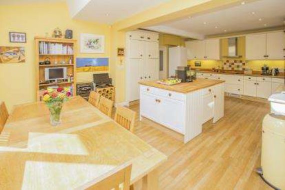 4&nbsp;Bedroom&nbsp;Detached